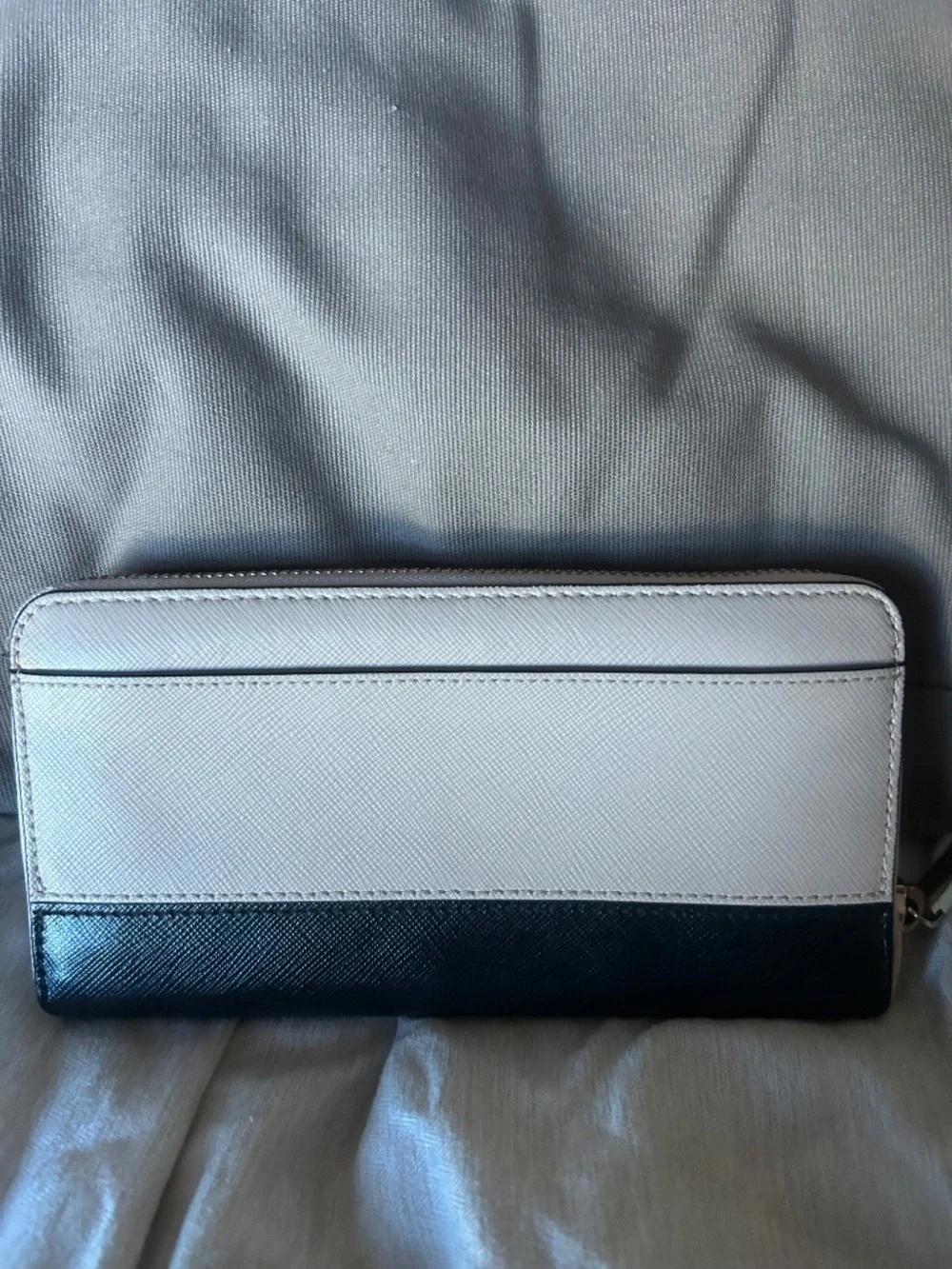 Kate Spade - Picture 2 of 4